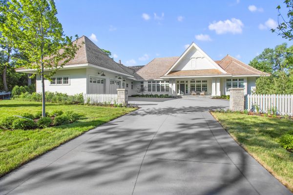 Cost of Driveway Concreting in Bainbridge Island